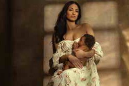 Lola Melani Academy – Capturing the Beauty of Motherhood